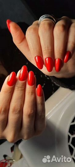 Маникюр педикюр