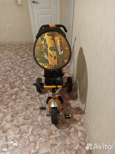 Детский трехколесный велосипед