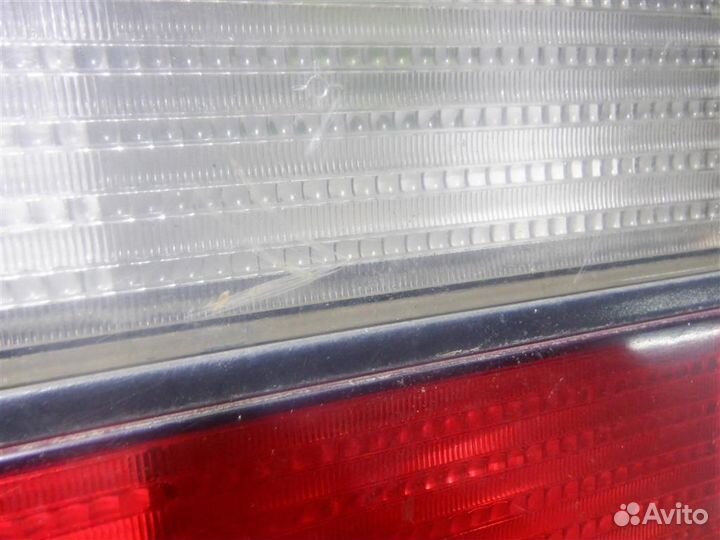 Фонарь задний внутренний левый Фольксваген Пасса