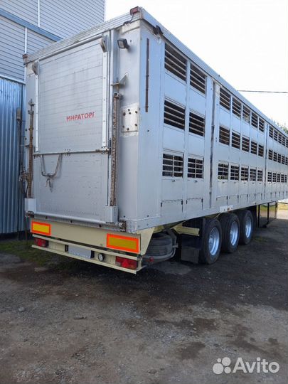 Полуприцеп для перевозки скота Балтспецмаш Скотовоз, 2009