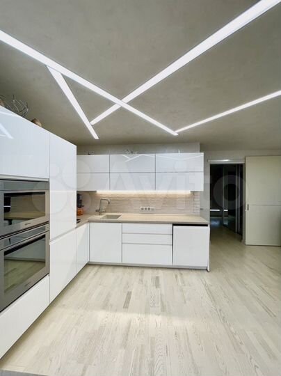 4-к. квартира, 152,7 м², 5/10 эт.