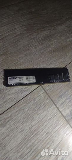 AMD Radeon R7 Performance 8 гб DDR4 2666 мгц