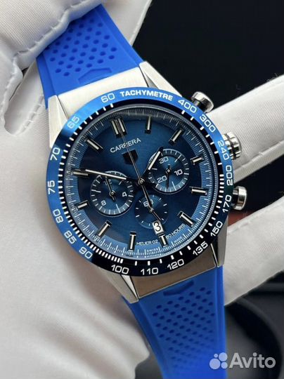 TAG Heuer Carrera синий перфорированный каучук