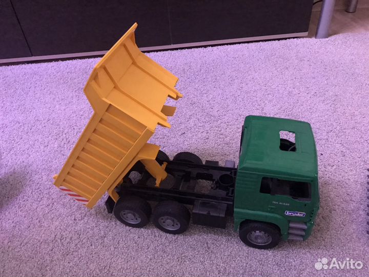 Машинки bruder