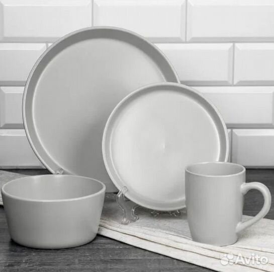 Набор столовой посуды 16 предметов