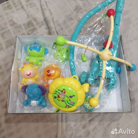 Музыкальная карусель на кроватку Elefantino