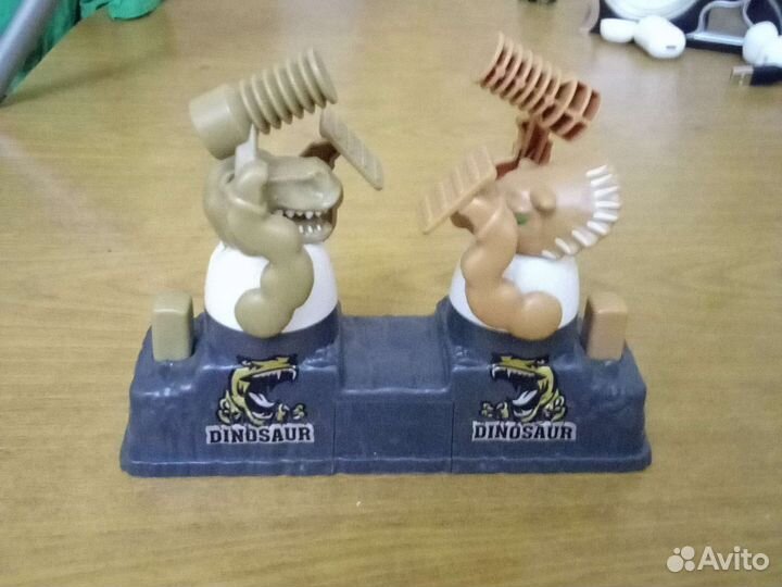Игра на двоих динобой