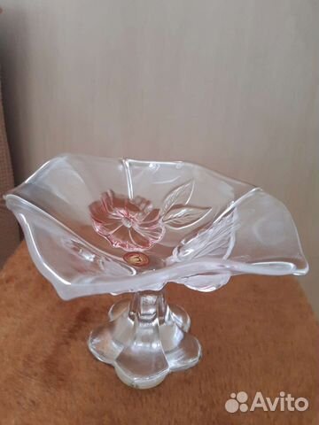 Ваза для фруктов на ножке стекло