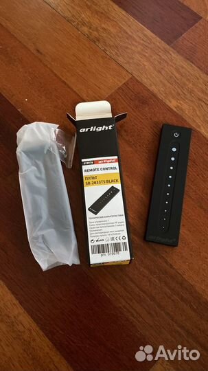 Пульт SR-2833TS Black (Диммер 1 Зона) - новый