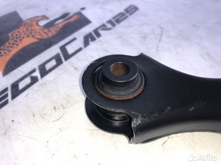Рычаг задний правый Nissan Altima QR25 2014