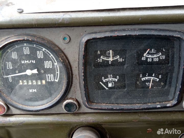 Продам двигатель д 245 с коробкой ЗИЛ 131