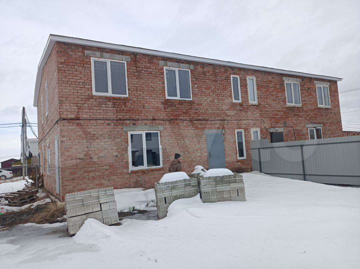 Таунхаус 67 м² на участке 2,8 сот.