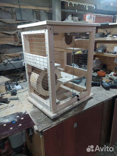 Витрина для шиншилл