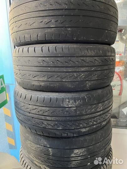 Bridgestone Alenza 001 215/45 R17
