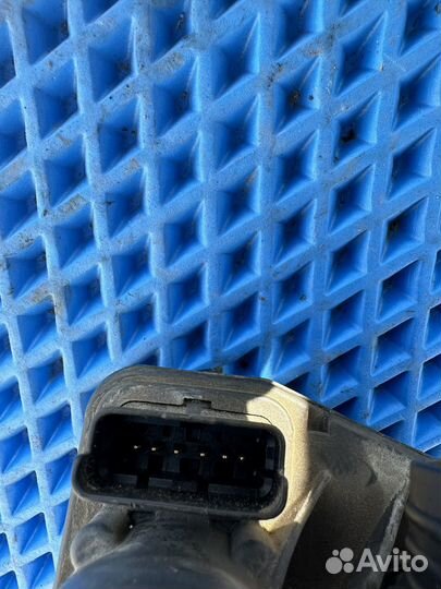 Дроссельная заслонка Peugeot 307