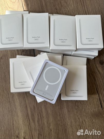 Magsafe battery pack