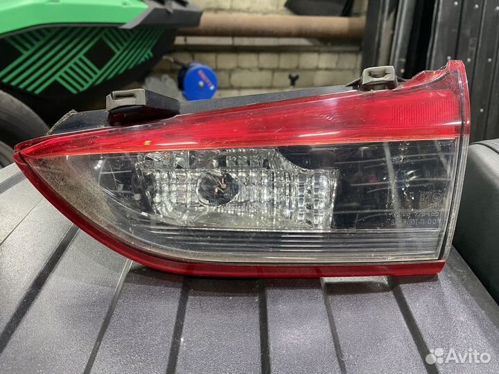 Фонарь задний правый Mazda 6