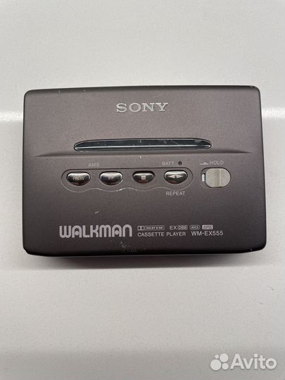 Кассетный плеер Sony Walkman WM-EX555