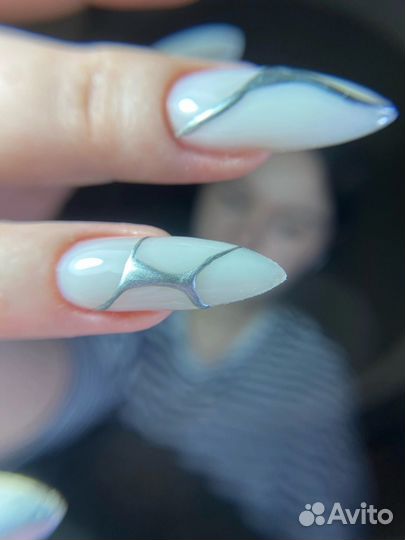 Наращивание ногтей