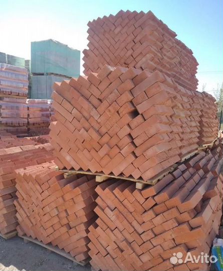 Кирпич с доставкой: строительные материалы на заказ