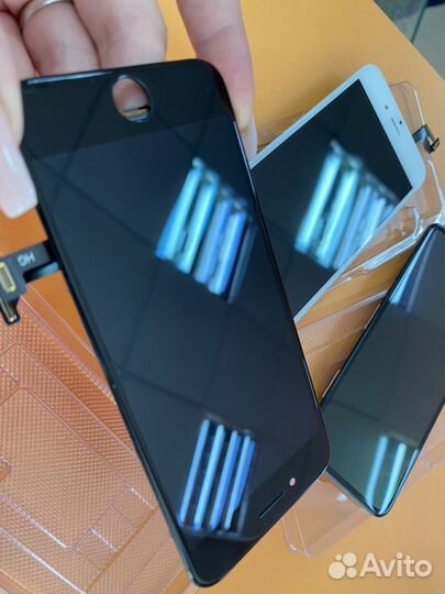 Оригинальные Дисплей и аккумулятор на iPhone