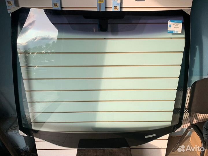 Лобовое стекло Опель Зафира