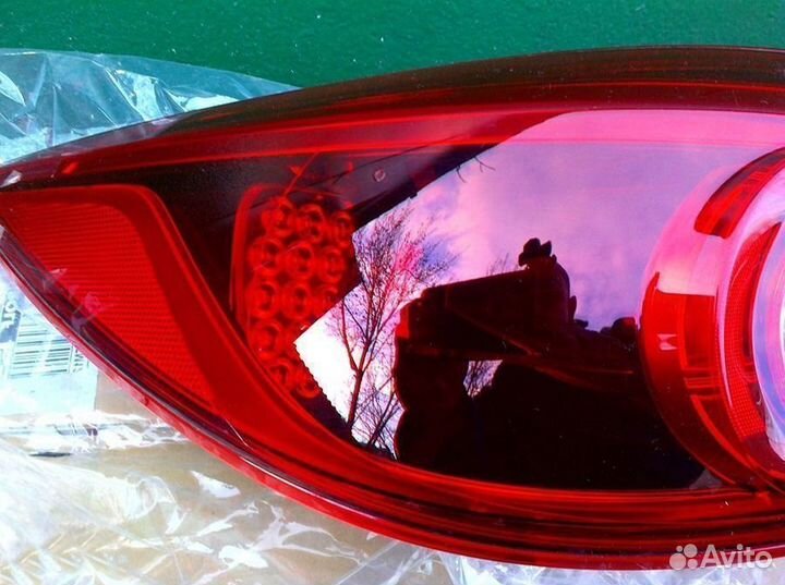 Фонарь задний левый внешний Мазда 3 BM Седан 2013