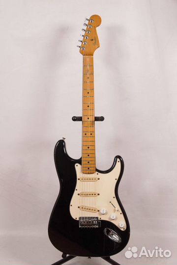 Fender Stratocaster Japan 1987 Электрогитара