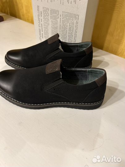 Школьные туфли для подростка