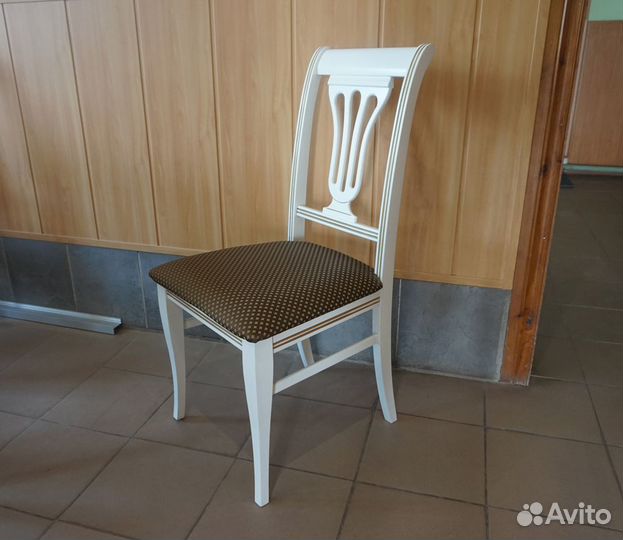Стул кухонный