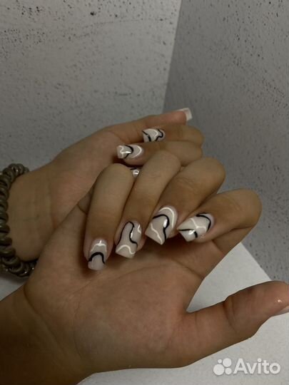 Наращивание и укрепление ногтей