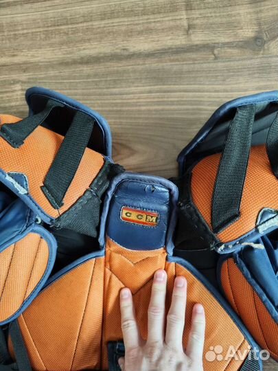 Вратарский нагрудник CCM Vector JR L