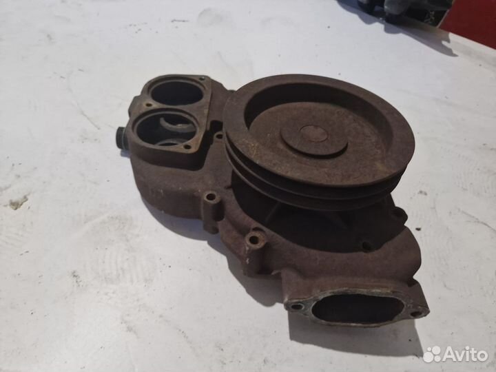 Помпа Ман Тга Тгх Ф2000 насос системы охлаждения