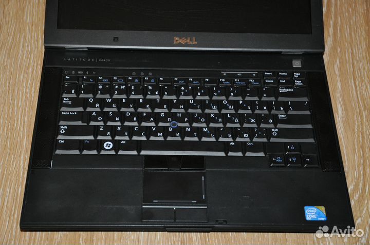 Ноутбук Dell e6400 с док станцией