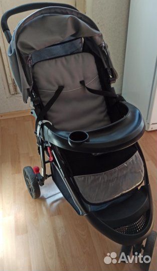 Прогулочная коляска urbini