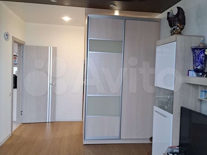 1-к. квартира, 42 м², 3/15 эт.