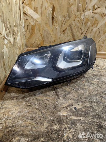 Фара Левая Ксенон Фольксваген Туарег NF в сборе