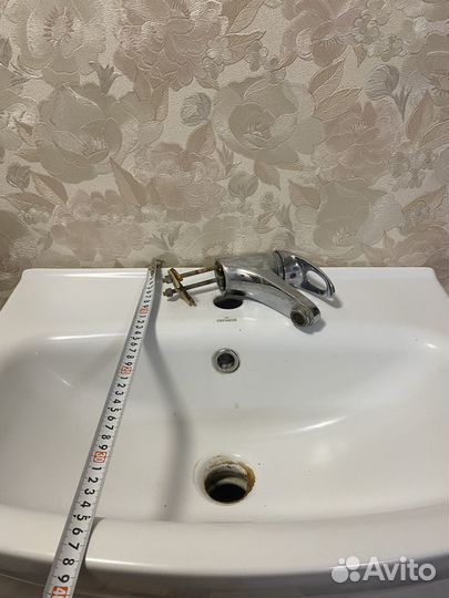 Раковина с тумбой+смеситель