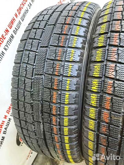 Toyo Observe Garit KX 215/55 R17 94Q