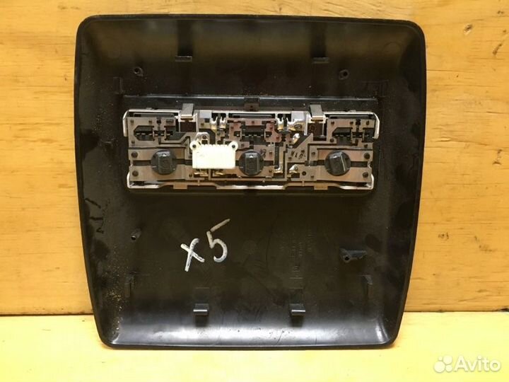 Плафон салона Bmw X5 E53 M54B30 2004