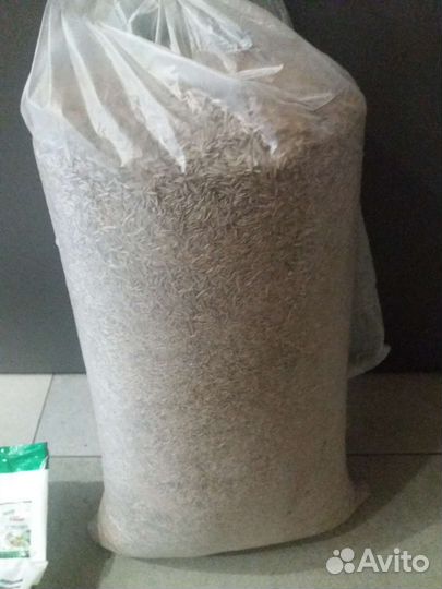 Семена и удобрение для газона