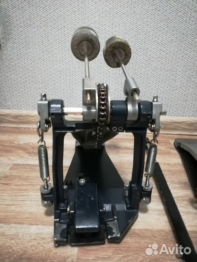 Педаль для бас барабана yamaha