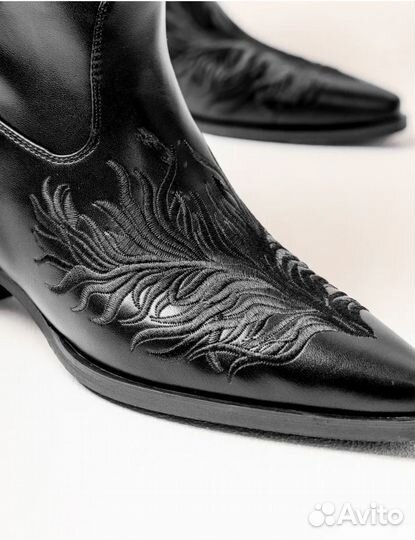 Ботинки казаки 40-41