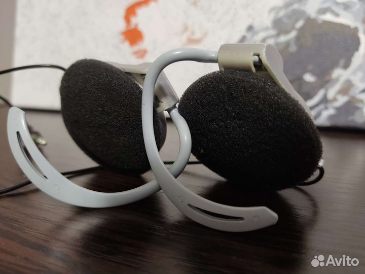 Наушники Sony MDR-H88, в коллекцию
