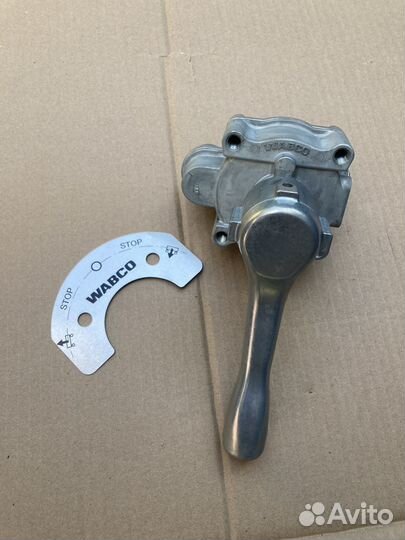 Кран управления пневмоподвеской wabco