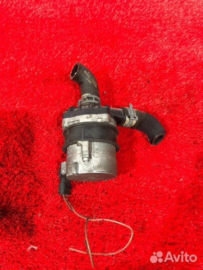 Помпа Audi A6 C6