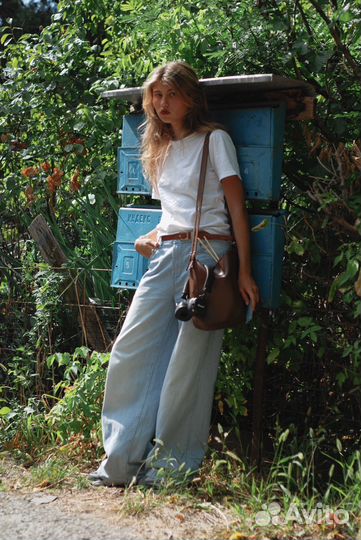 Женская одежда 42 джинсы