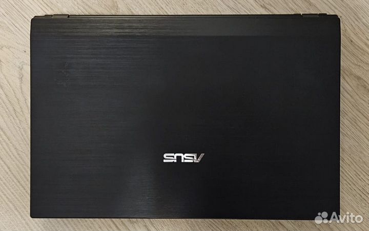 Ноутбук asus