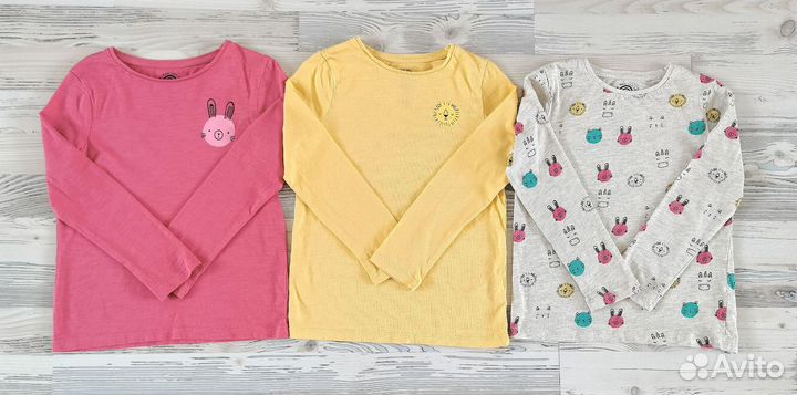 Фирменная одежда для девочки 116-122 см