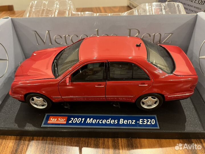 SunStar 1/18 Mercedes-Benz E320 W210